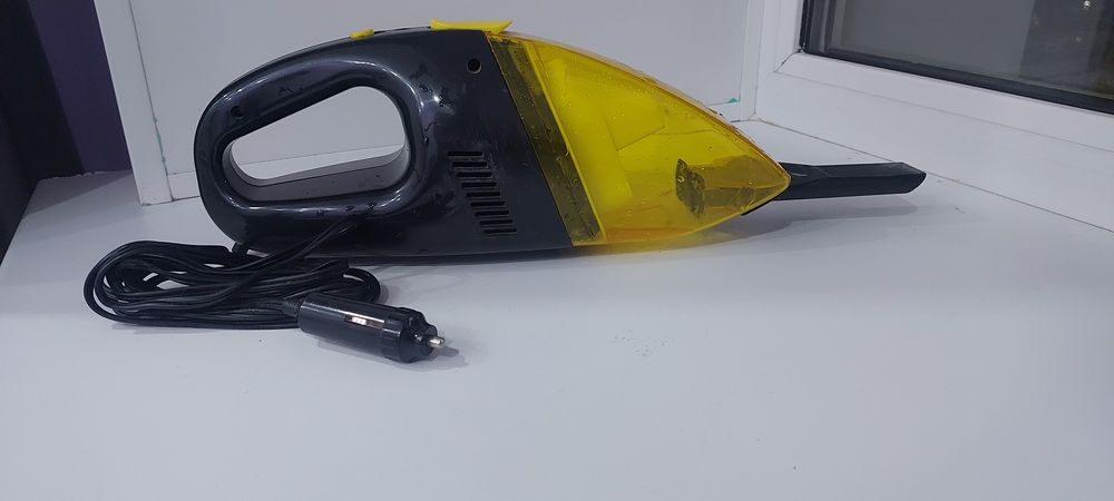 Продам автомобильный пылесос