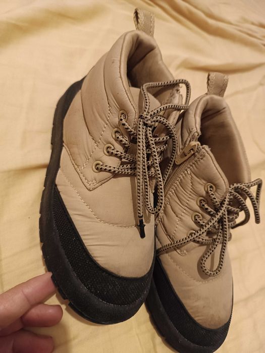 Ghetute Zara kids, nr 28