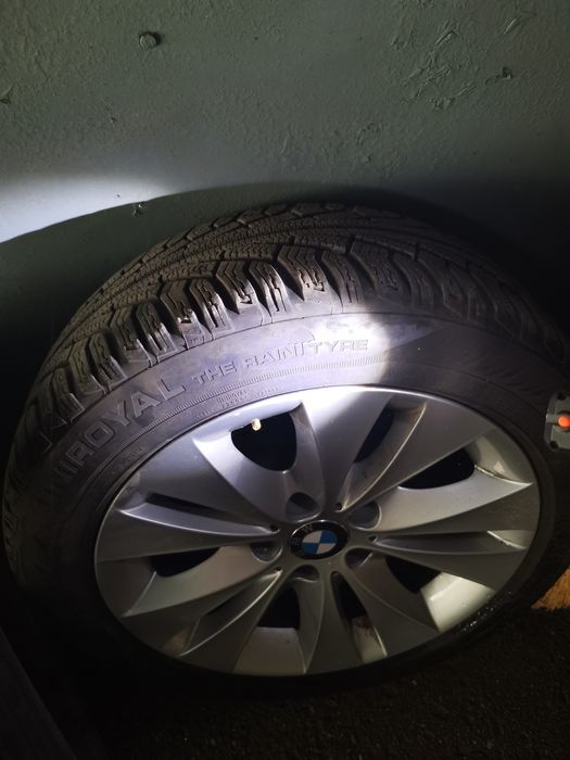 Конплект четири джанти с гумите като нови за BMW.