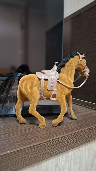 Лошади 3шт. Цена за всё.