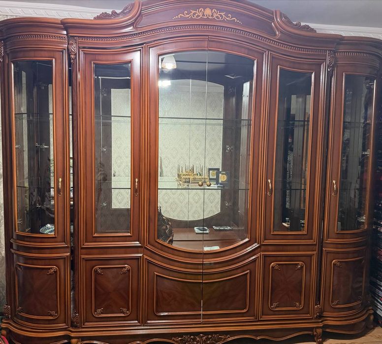 Продам свою гостиную стенку