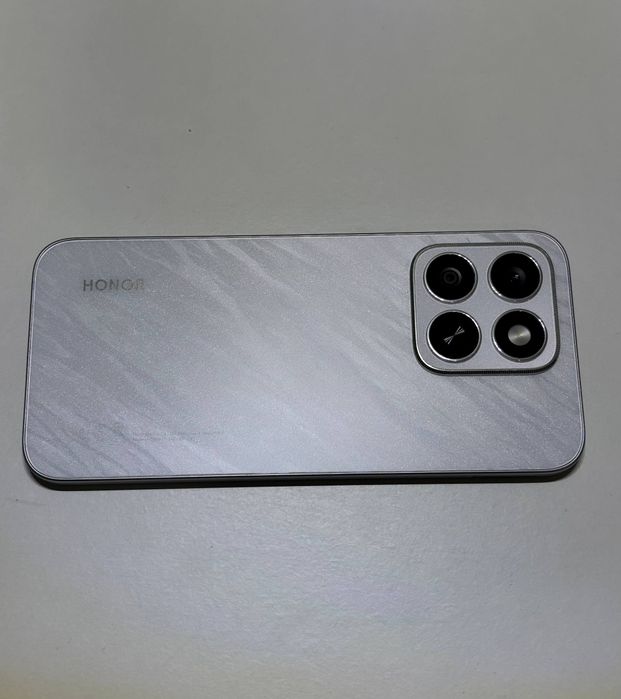 Honor x8c 256гб.