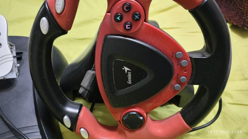 Продам руль игровой б/у