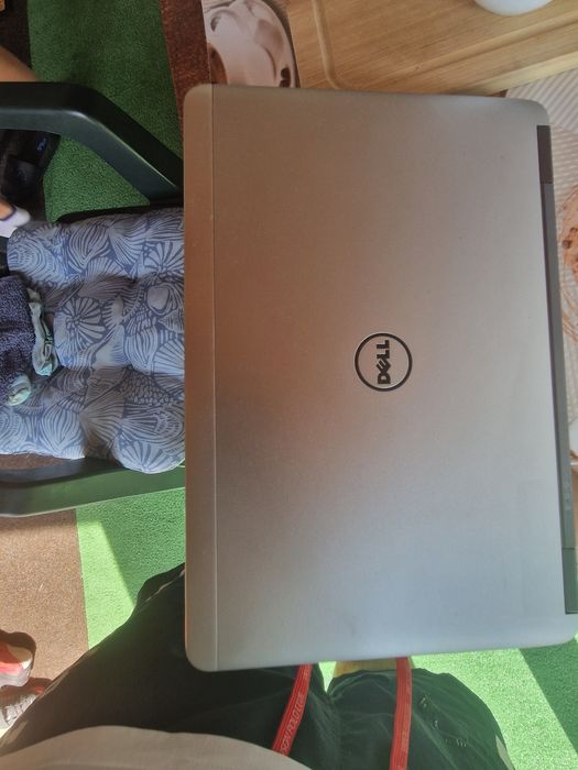 Laptp Dell latitude E7240