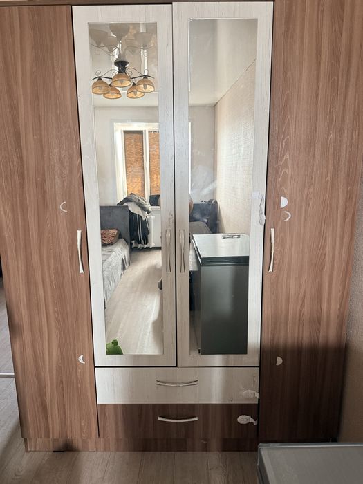Продам шкаф для спальни