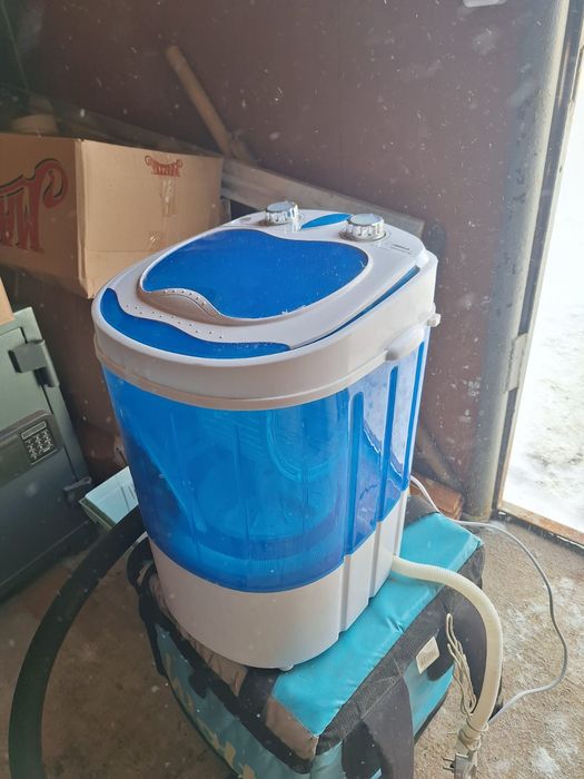 Продам мини стиральную машину Desuss