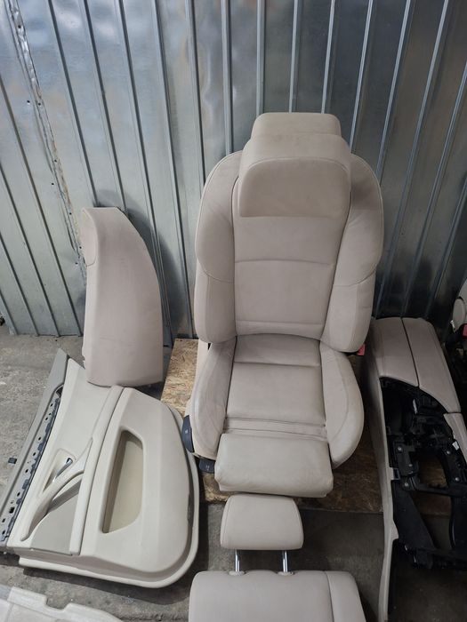 Interior Piele complet BMW Seria 5 F10 Sport Pachet – Dakota Oyster Crem cu Încălzire și Perdeluțe