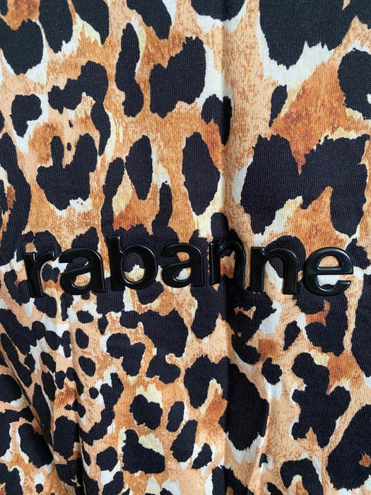 Tricou Nou, Rabanne cu detaliu răsucit și imprimeu leopard pt. femei