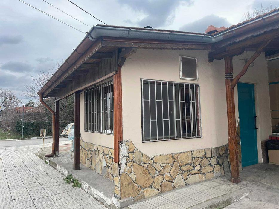 Продавам работещо заведение в Златополе