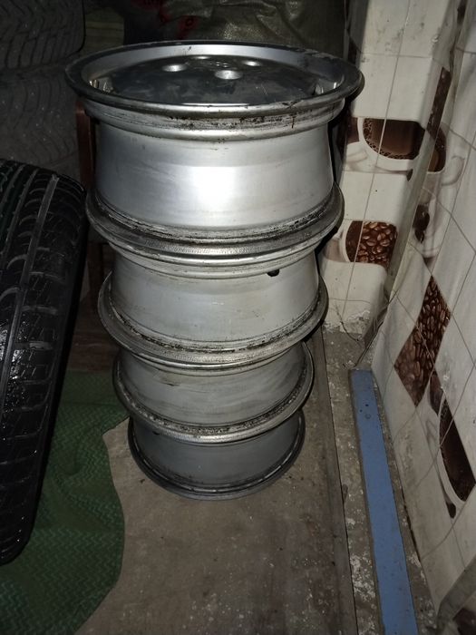 Продам диски Ауди