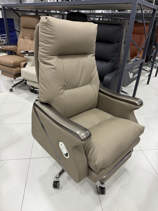 Офисное Кресло BOSS для Руководителей