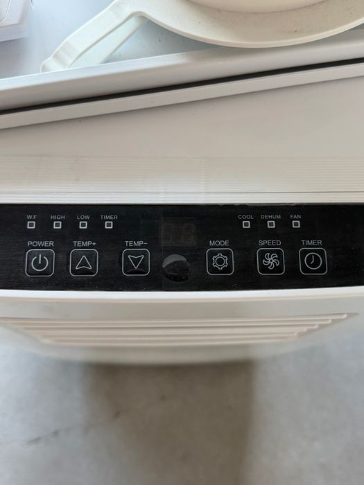 Мобилен климатик Eurom PAC 9.2 – 9000 BTU, в отлично състояние