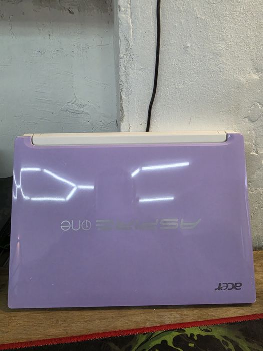 Laptop Acer Aspire One Happy Mini Laptop 10.1"