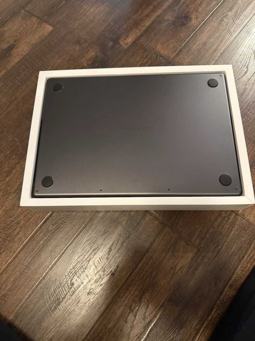 Macbook pro 16 m4 процессор