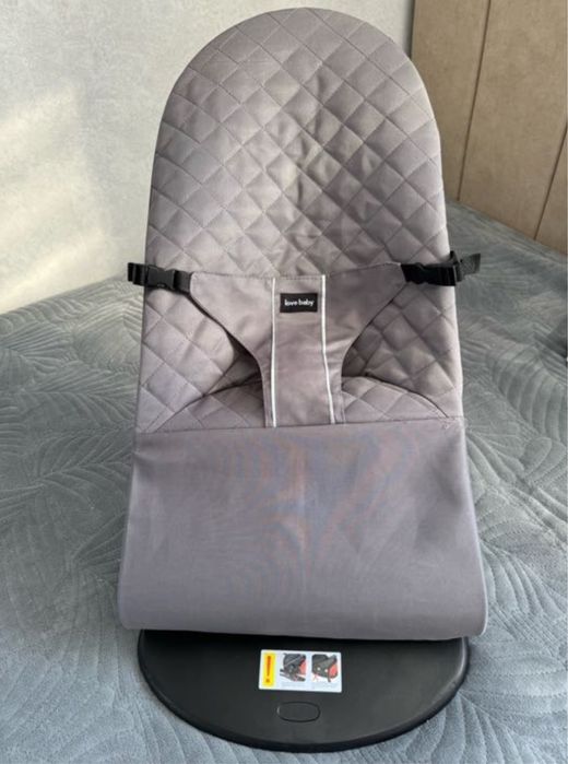 Детский шезлонг.