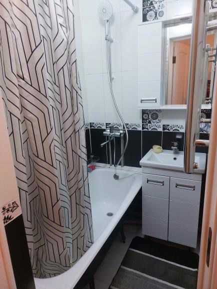 3 ком квартира подселение