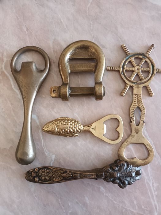 Бронзов лот за колекцонери