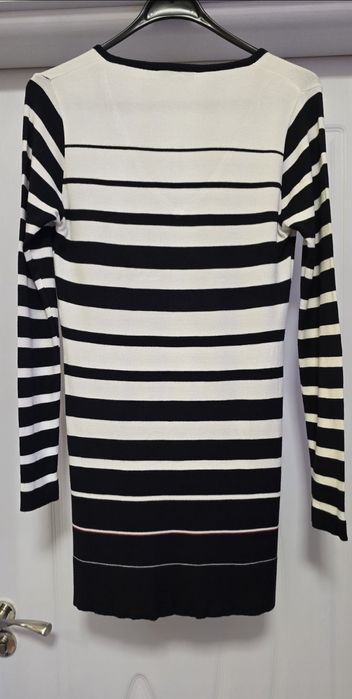 . Нова.  Дамска оригинална рокличка плетиво.  TOMMY HILFIGER