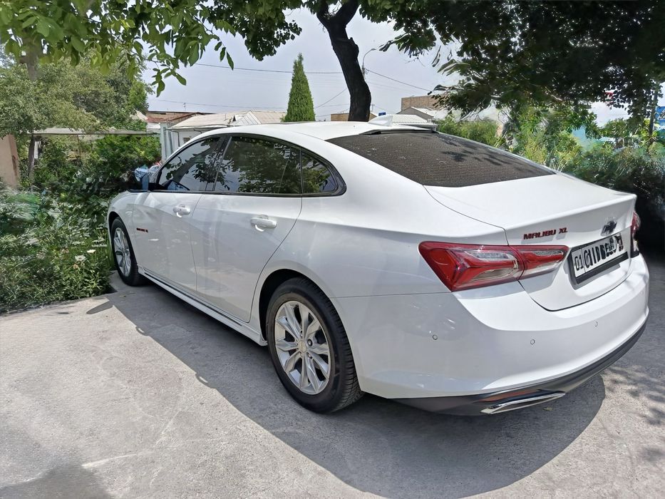 Chevrolet Malibu XL