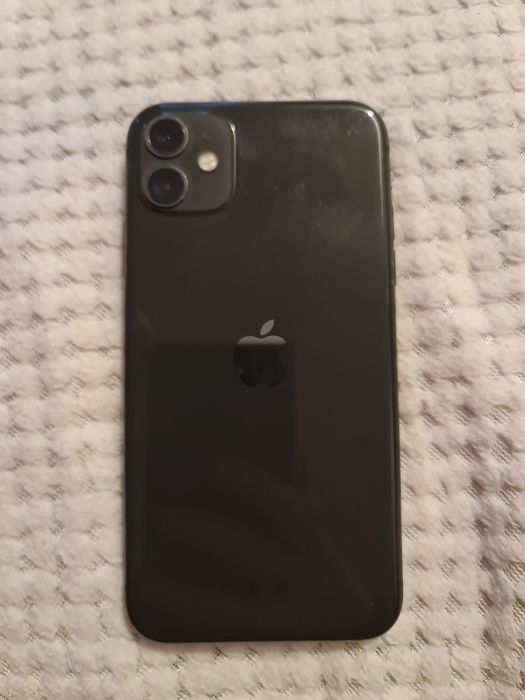 Vând Iphone 11..