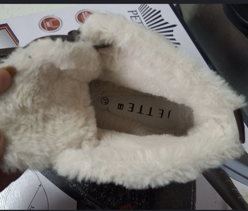 Ghete dama noi marimea 37