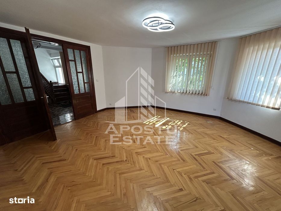 Spatiu pentru birouri, 200 mp, 5 camere decomandate, Sagului Timisoara