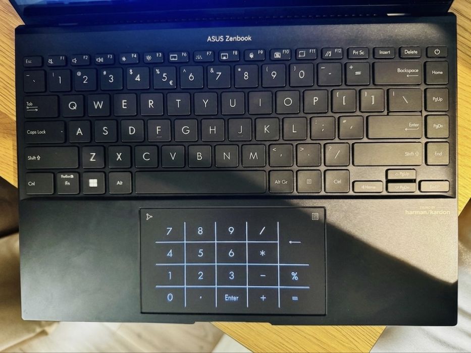 Asus Zenbook 14x OLED