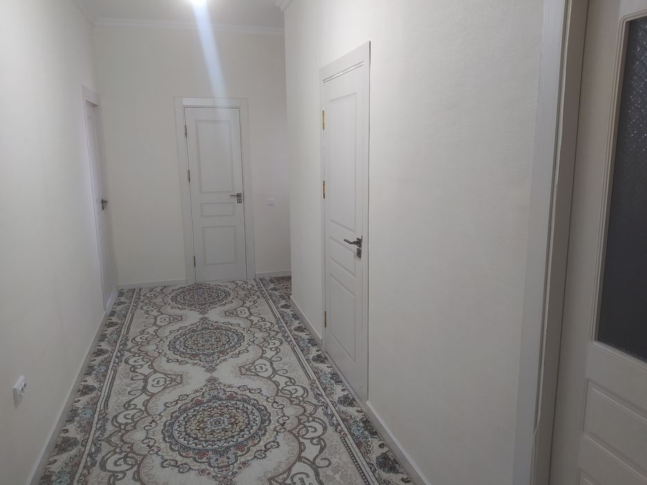 3 xonali uy sotiladi 67 kv 15-etaj narxi 550 mln