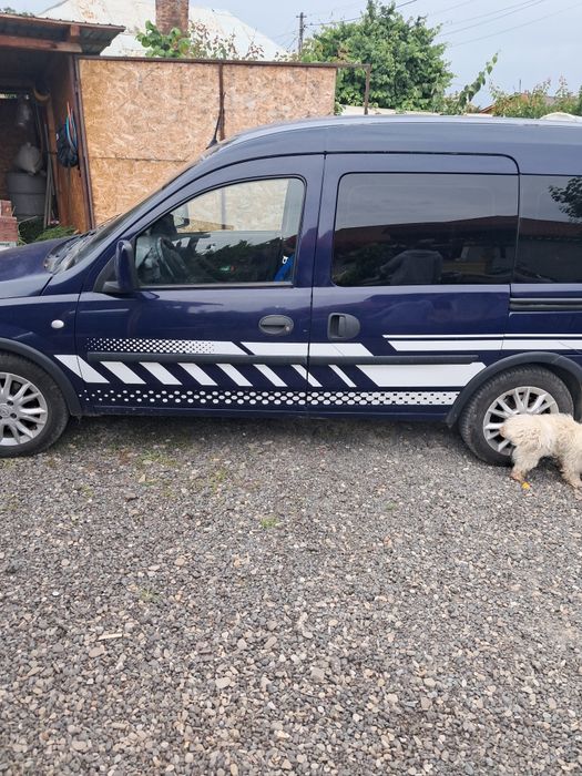 Opel Combo  1.3 diesel...2011