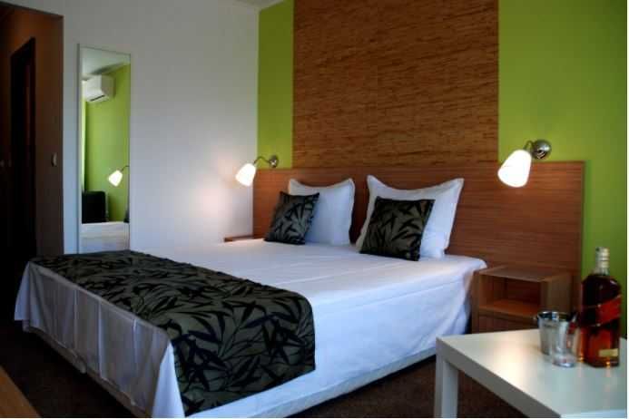Продава се Хотел в Хисаря - 1000 кв.м за 485 €/кв.м - Снимка #22