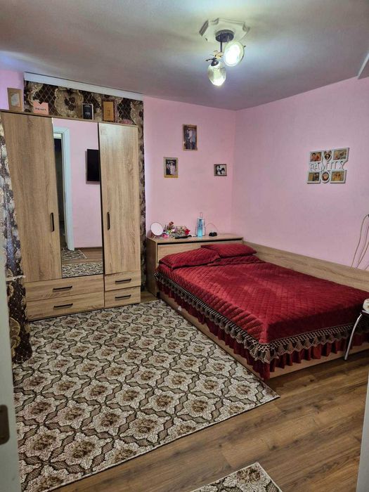 Продоваме обзаведена къща в гр. Левски !