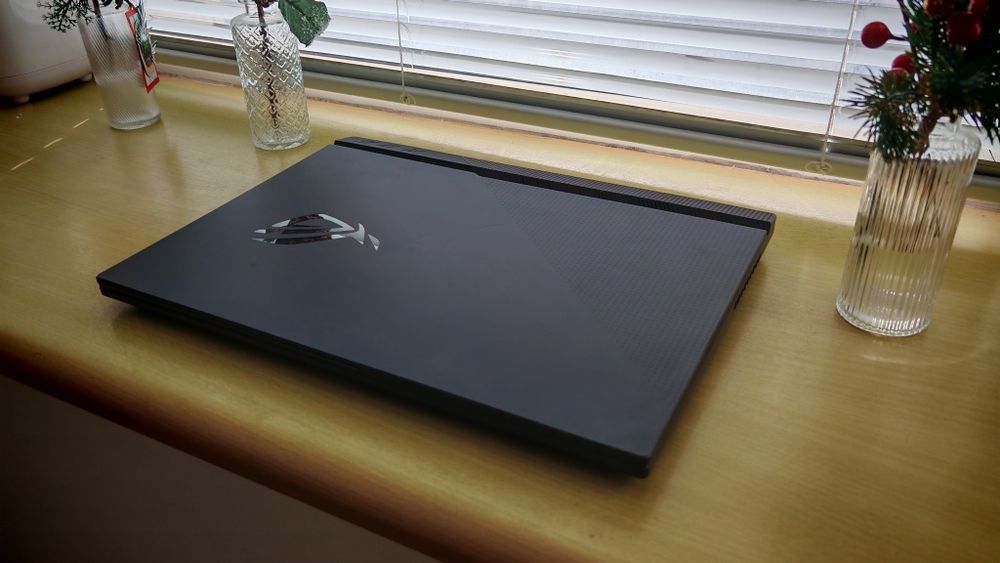 Asus ROG STRIX G513IC Ryzen 7 RTX 3050