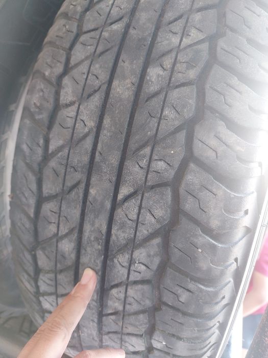 Продам б/у шины dunlop 265/65 r17