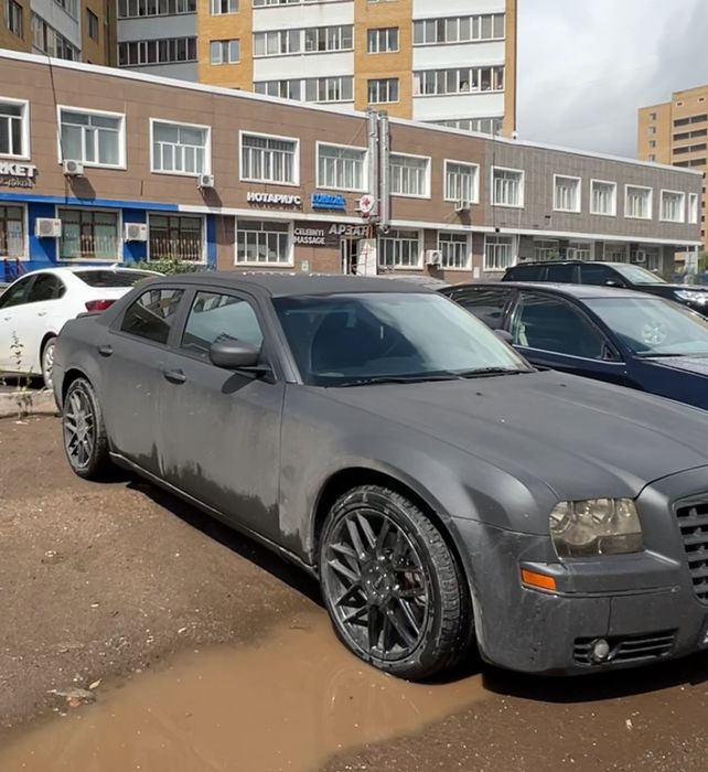 Автошторки LUTOR / CHRYSLER 300C / Астана