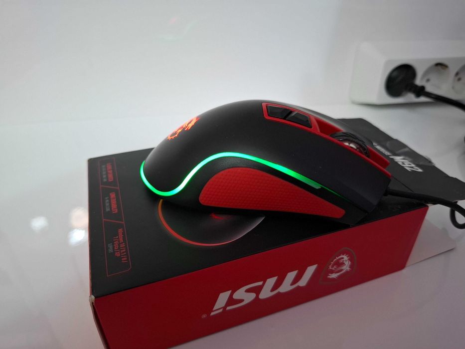 MSI m92 RGB мишка