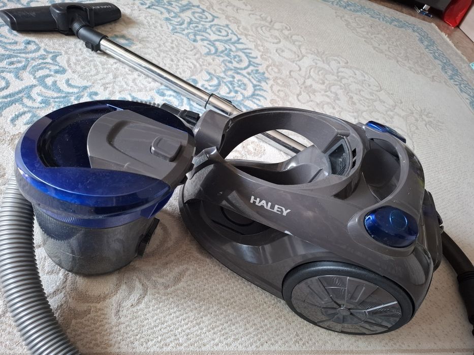 Продам Пылесос Haley HY-1502