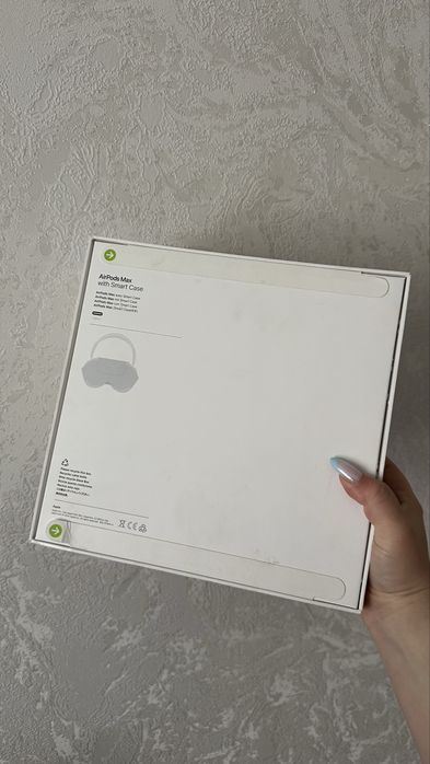 ПРОДАМ Airpods max