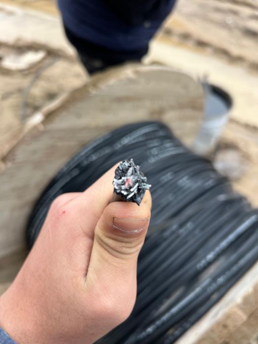 Оптический кабель 700 м продам