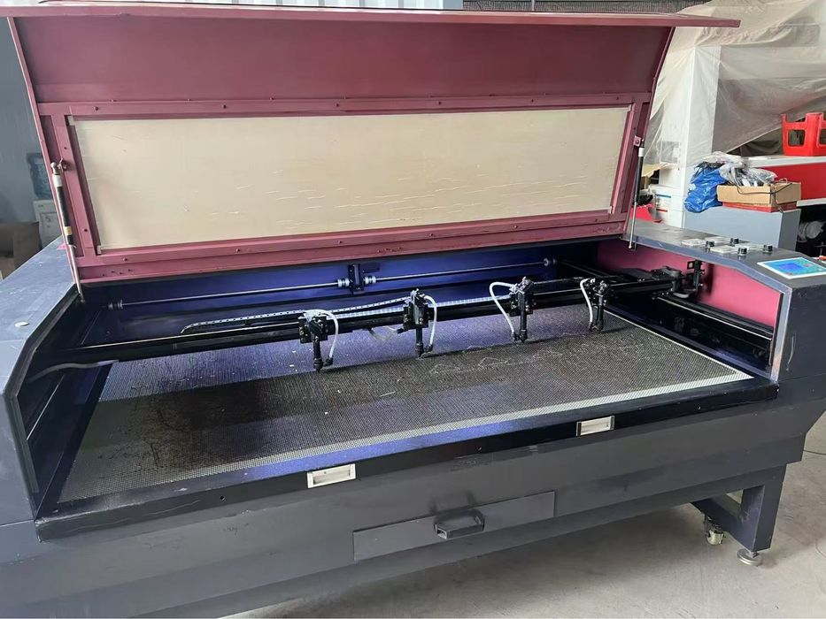 Лазерный станок , лазерный резка