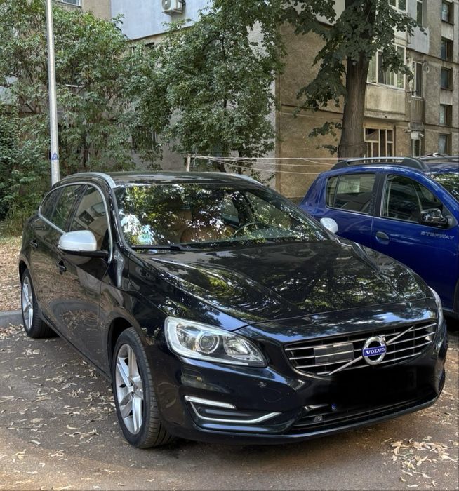Volvo V60 D6 AWD Vând/ Schimb