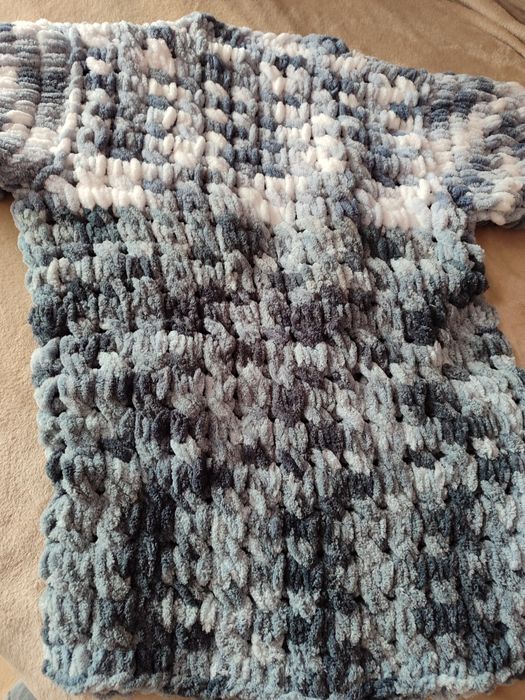 Плетена  жилетка