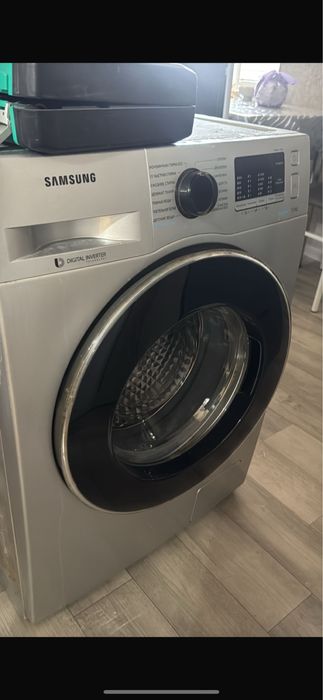 Продам стираьную машинку