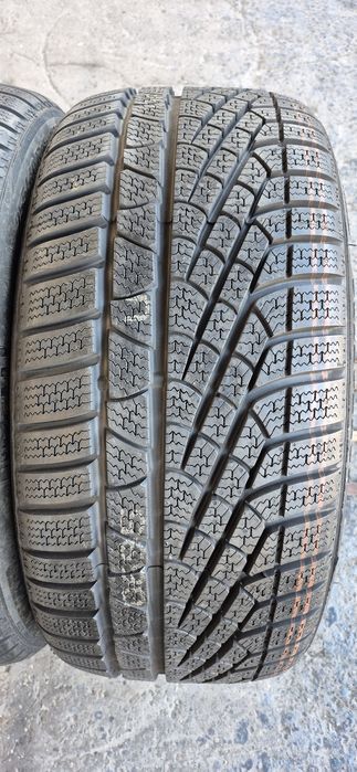 2 anvelope iarna noi Pirelli 255/40/19,dot 2022.Pretul este pe bucata.