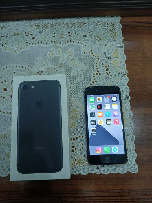 IPhone 7 yaxshi holatda