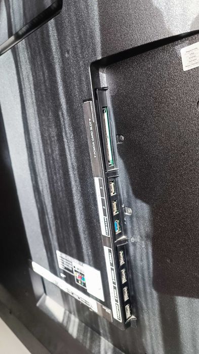 Телевизор 3D 4K Lg 55ub850v не се включва