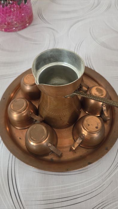 Медено джезве с шест чашки