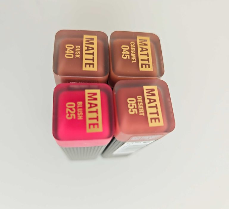 ЛОТ червила Manhattan Elixir