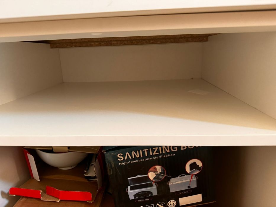 Новый маникюрный стол