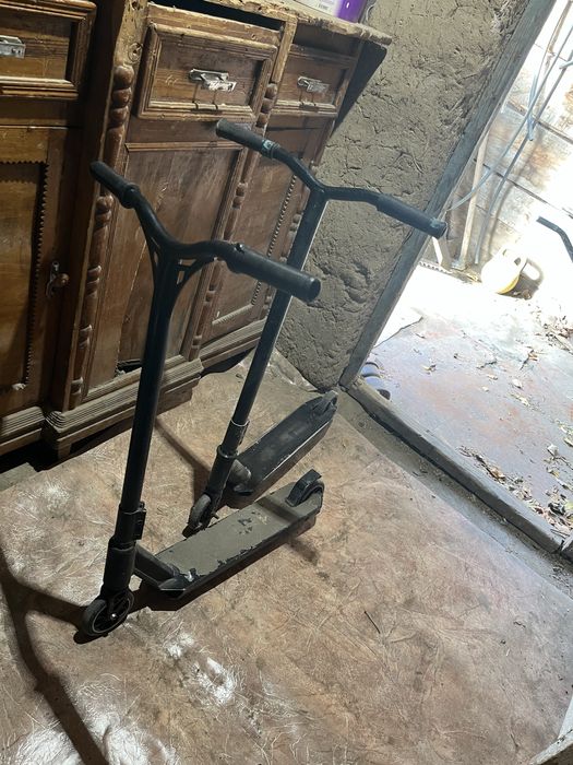 Трюковой самокат