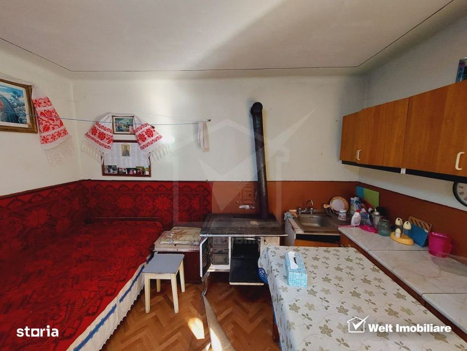 Casa tip duplex cu gradina si anexe, teren, 800 mp, Belis